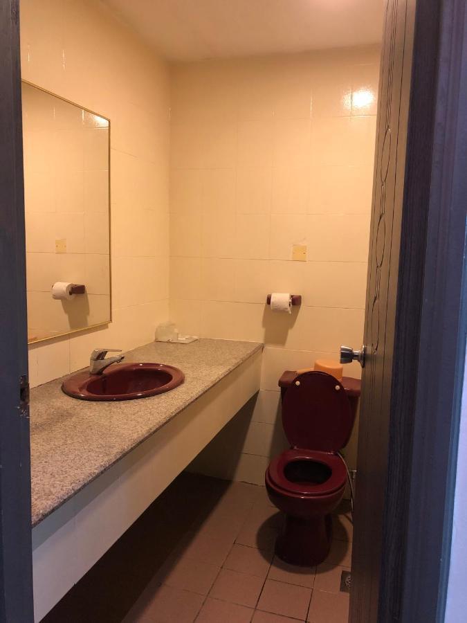 Purnama Hotel Limbang Zewnętrze zdjęcie