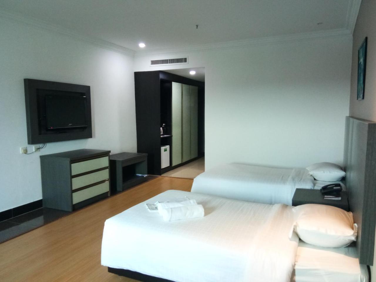 Purnama Hotel Limbang Zewnętrze zdjęcie