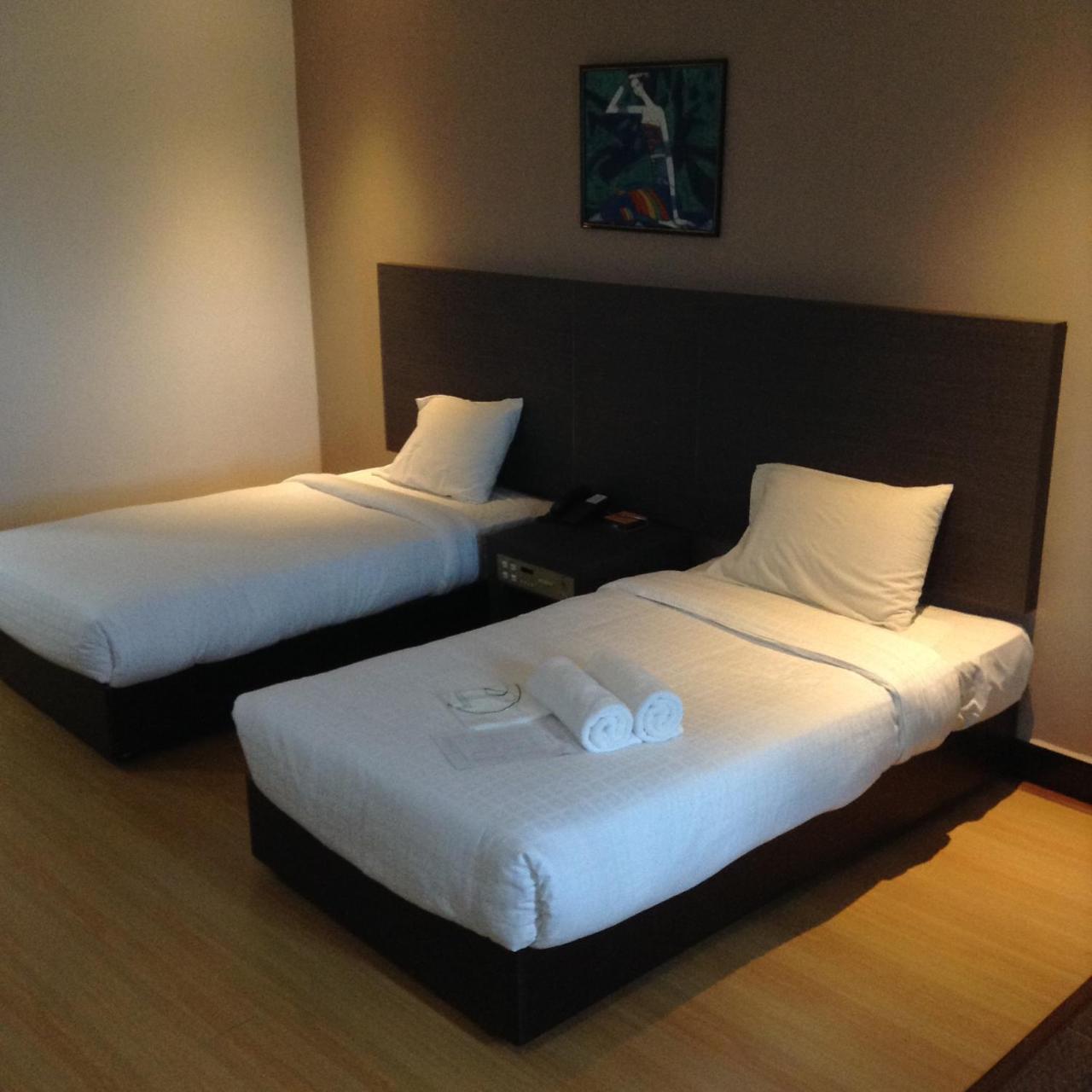 Purnama Hotel Limbang Zewnętrze zdjęcie